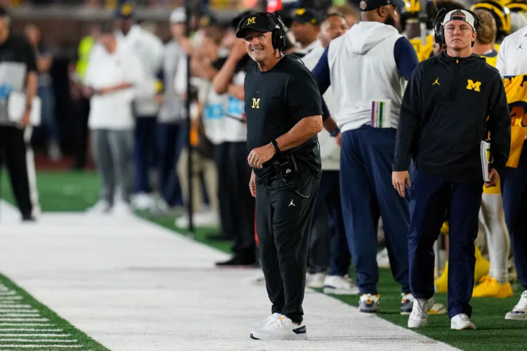 Veteran coaches surprised that stadium clock was not official clock in wild Michigan win Saturday